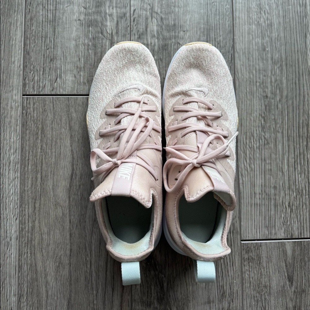 Nike Women’s Sneakers